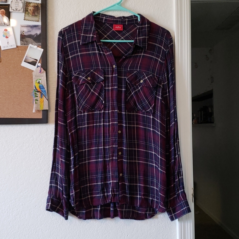 Soft button down